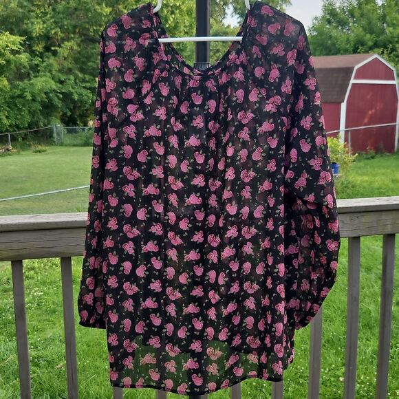 Torrid Black Pink Floral Sheer Blouse NWT Size 3X (22/24) - Picture 4 of 5